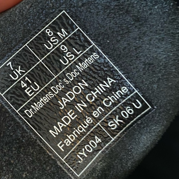 BLACK// JADON// DOC MARTENS - Picture 2 of 4